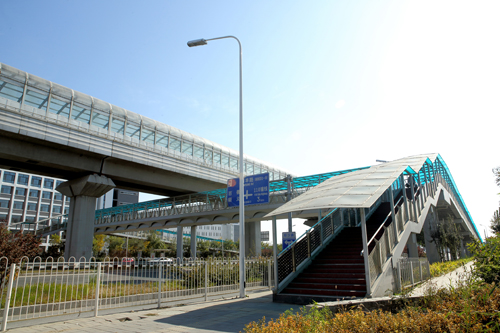 沙河高教園區(qū)跨南豐路人行過街天橋