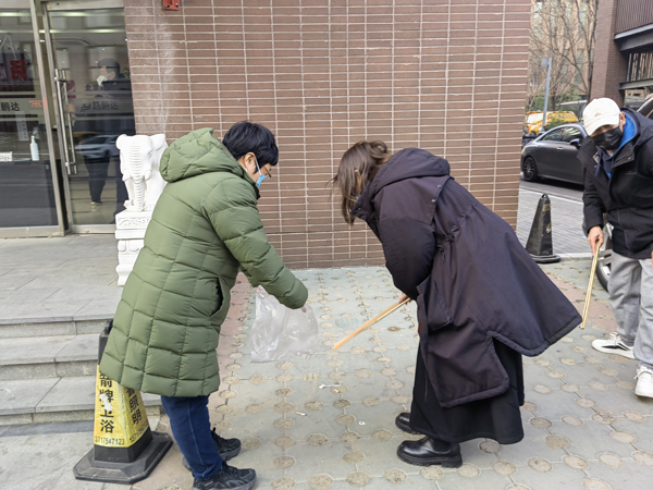 路鵬達黨支部開展“黨員帶頭齊清掃  干凈整潔迎新年”活動